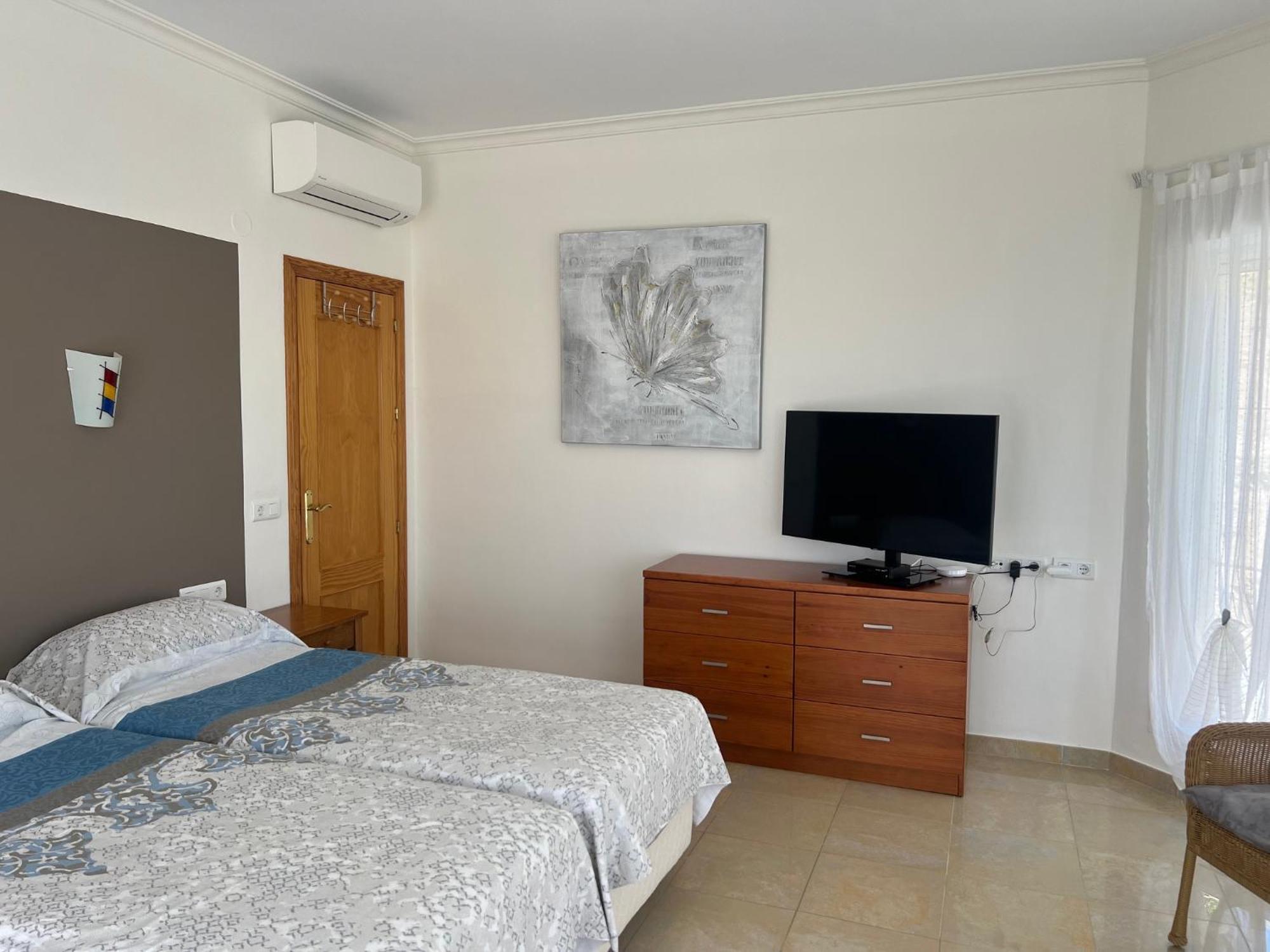 Villa Camakini With Heated Pool And Sea View Аренас Экстерьер фото